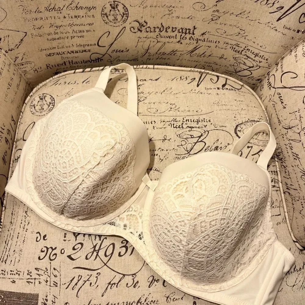 NWOT Auden Bra - Picture 1 of 9
